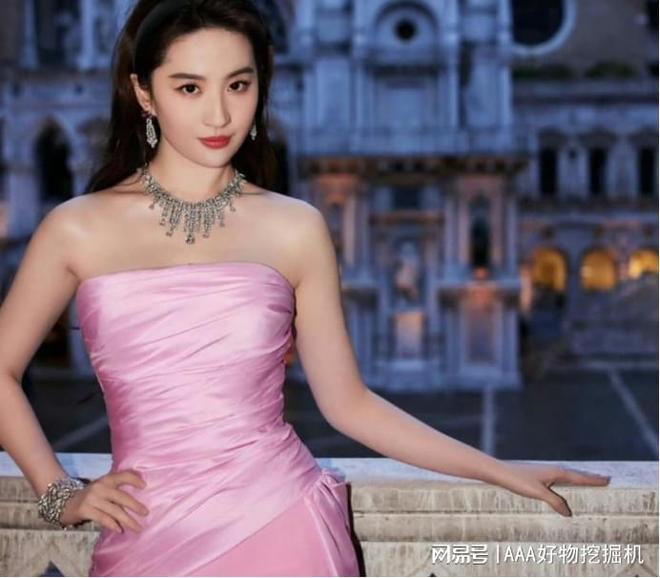 给女生？10 款让她心动的惊喜之选不朽情缘平台网站生日礼物送什么好(图13)