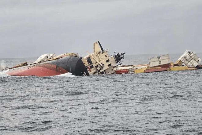 6人死亡！俄外长谴责：既非法又“不可接受”不朽情缘平台登录网页美军突袭委内瑞拉致7(图11)